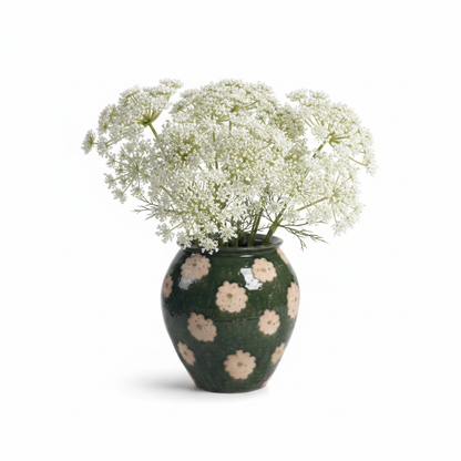Green Daisy Vase with Queen Anne's Lace
